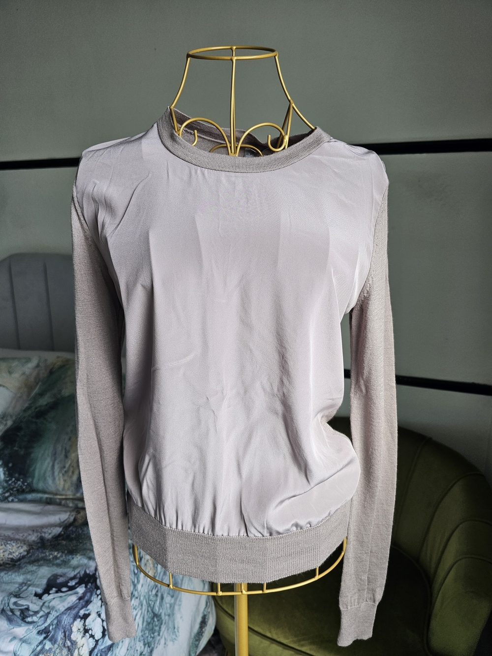 Uniqlo Women's Medium Wool Rayon Woven Crewneck Long Sleeve Sweater (S)